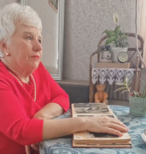 Территориальный центр социального обслуживания населения г.Калинковичи поздравляет жителей города с Днём Великой Победы!